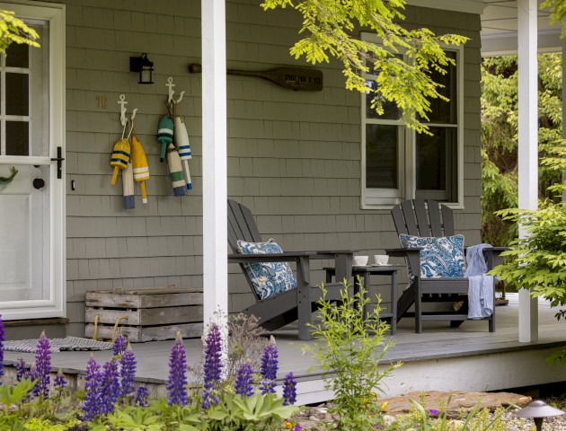Spruce Point Inn